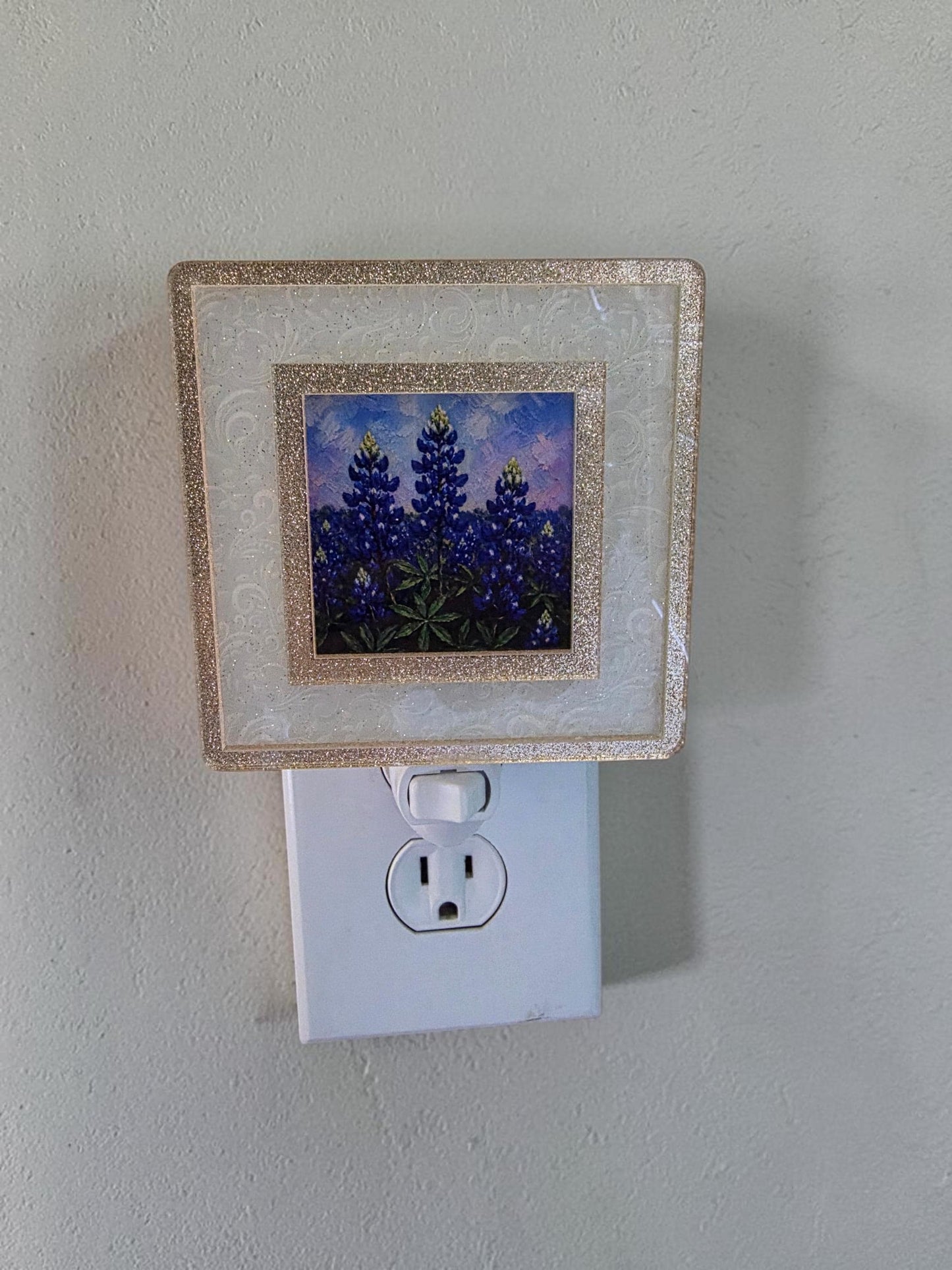 Bluebonnet Field Interchangeable Night Light Art Scene Insert